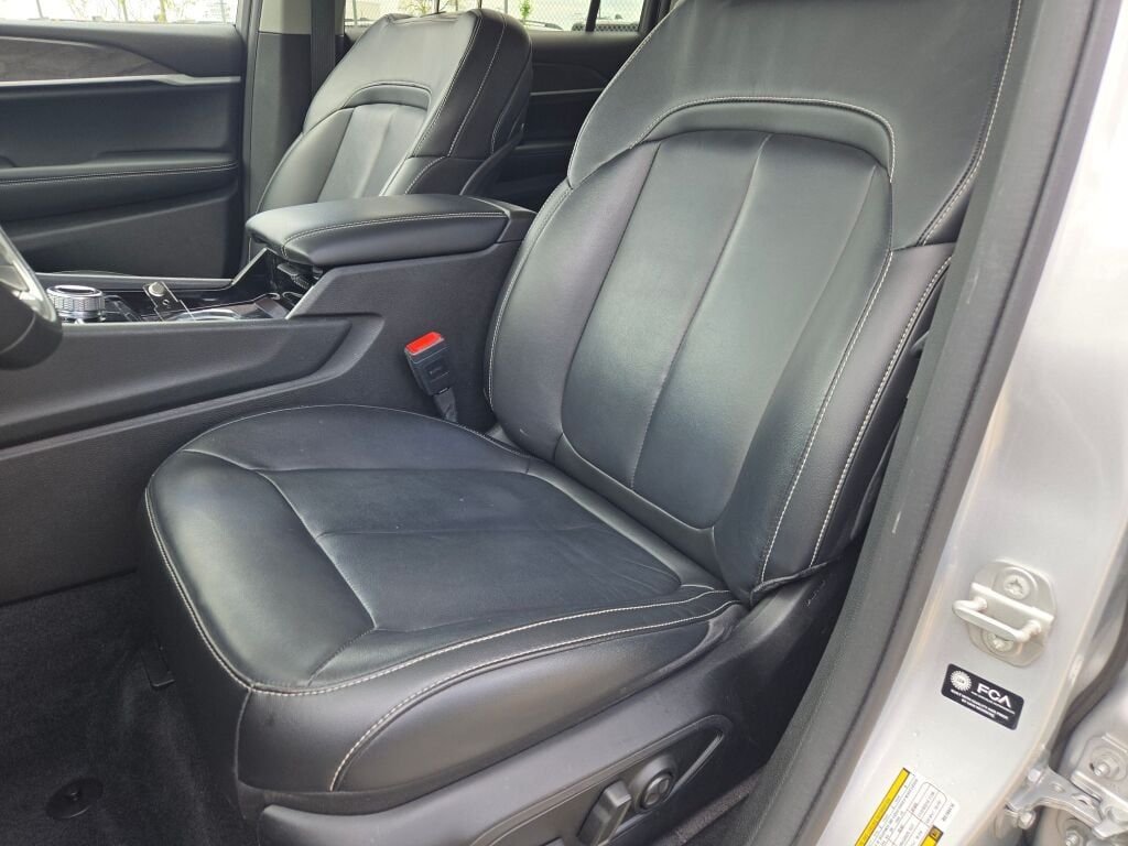 Used 2021 Silver Jeep Limited image 25