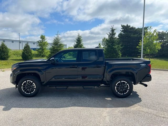 2026 Toyota Tacoma TRD Sport - Photo 8