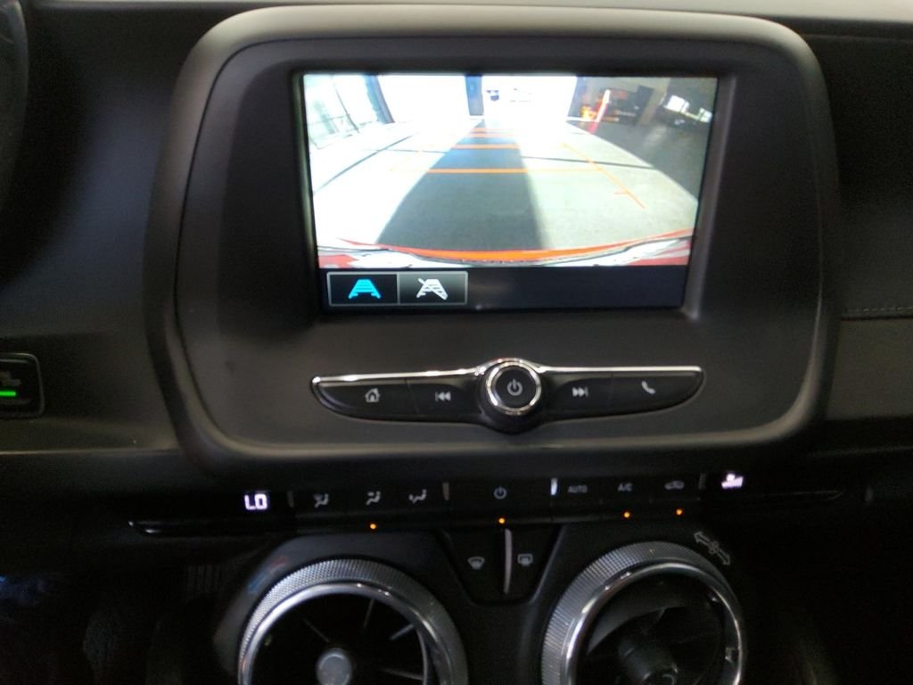 Used 2018 Red Chevrolet 1LT image 25