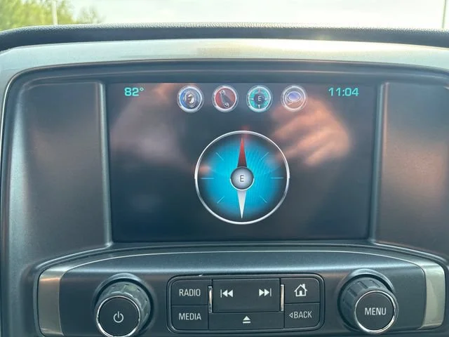 Used 2019 DEEP OCEAN BLUE METALLIC Chevrolet LT image 23