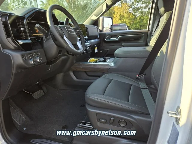 New 2026 Summit White GMC SLT image 5