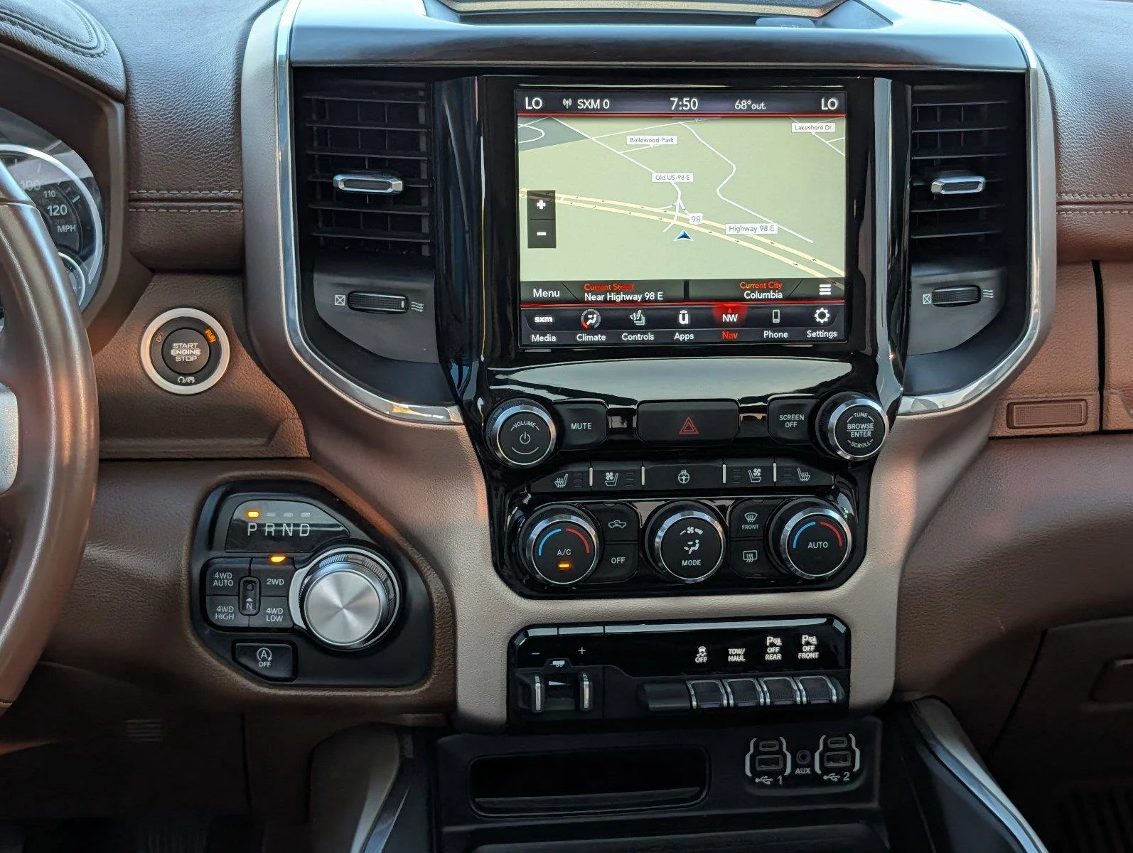 Used 2021 Diamond Black Crystal Pearlcoat Ram Laramie image 31