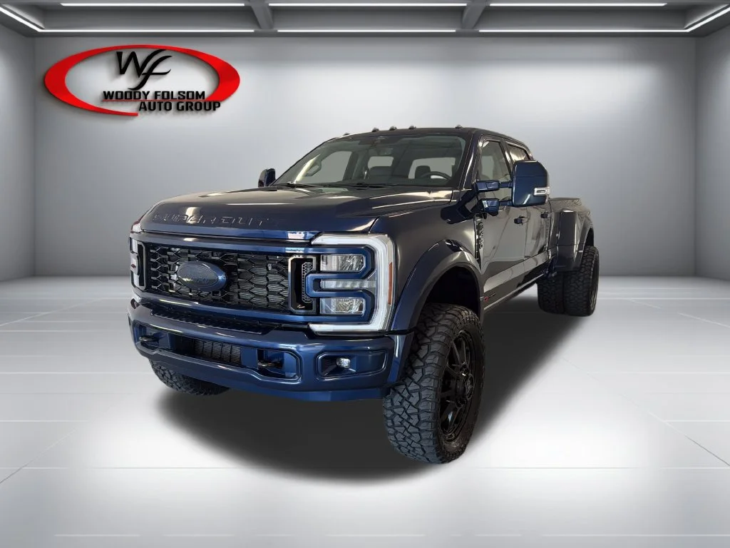 Used 2027 Blue Ford Lariat image 3