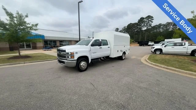 2023 Chevrolet Silverado HD Work Crew Cab 175" WB's photo
