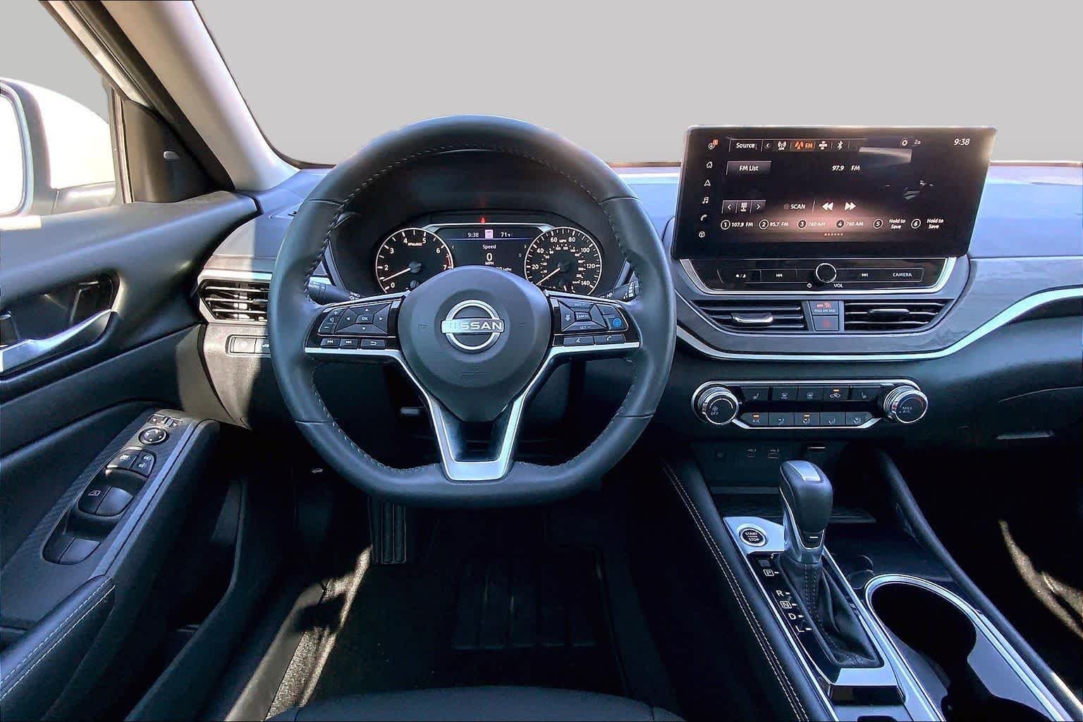 Pre-Owned 2024 Nissan Altima 2.5 SV