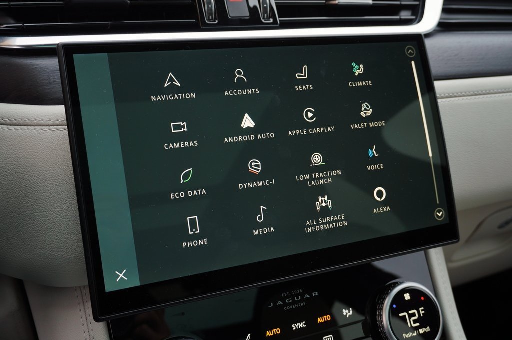 2025 JAGUAR F-PACE - Image 20