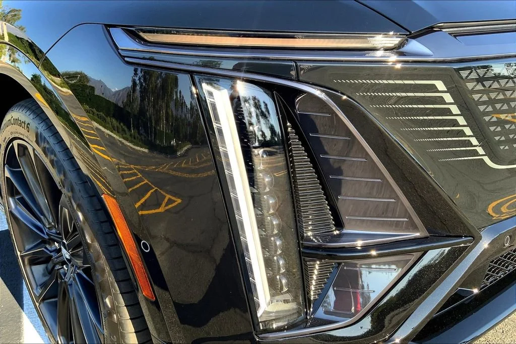 New 2026 Stellar Black Metallic Cadillac V-Series image 14