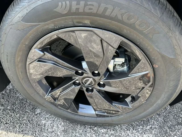 New 2026 White Nissan SV image 20