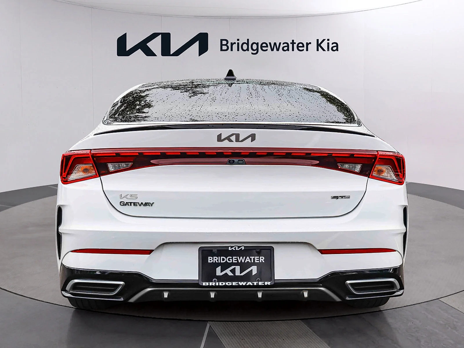 Certified Used 2024 Glacial White Pearl Kia GT-Line image 5