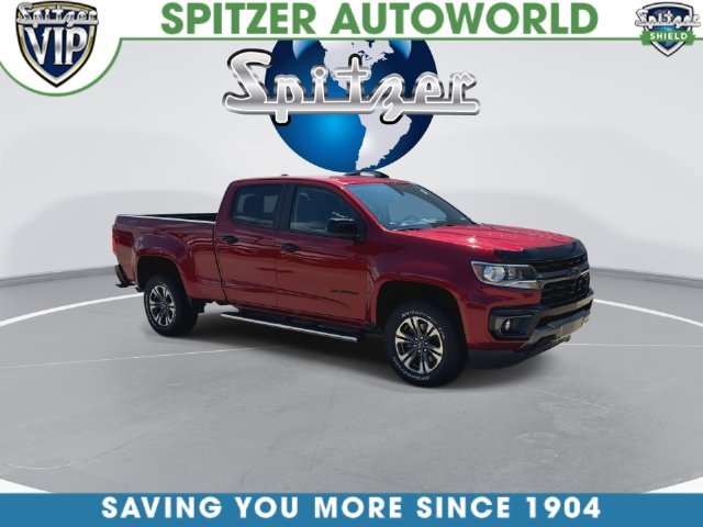 Used 2022 Red Chevrolet Z71 image 3