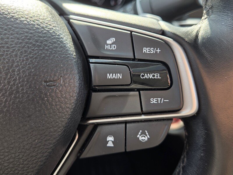 Used 2020 Crystal Black Pearl Honda TOURING 2.0T AUTO image 33