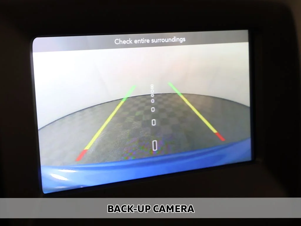 Used 2019 Laser Blue Pearlcoat Jeep Latitude image 3