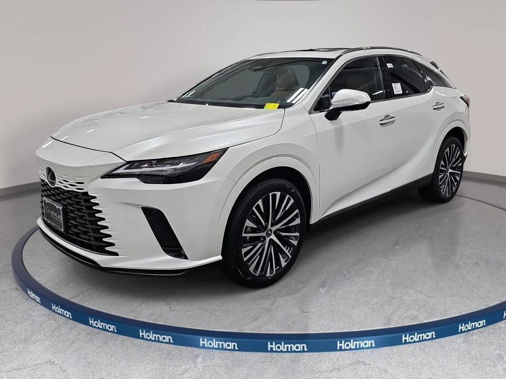 New 2026 Eminent White Pearl Lexus PREMIUM PLUS image 1