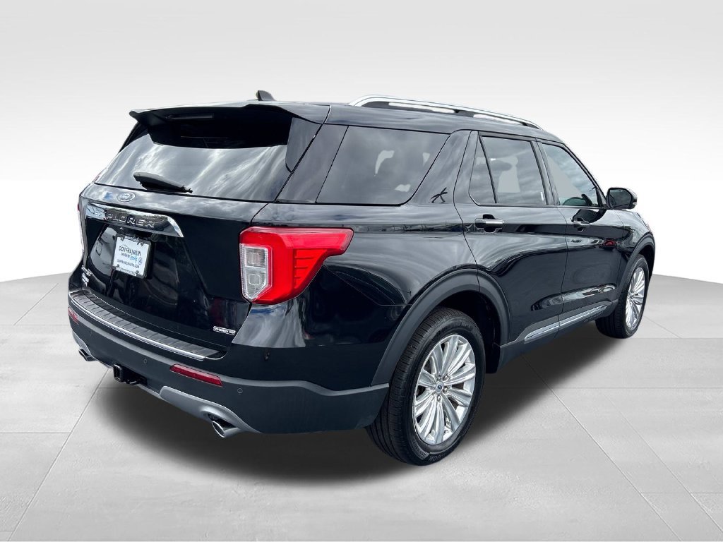 Used 2022 Black Ford Limited image 5