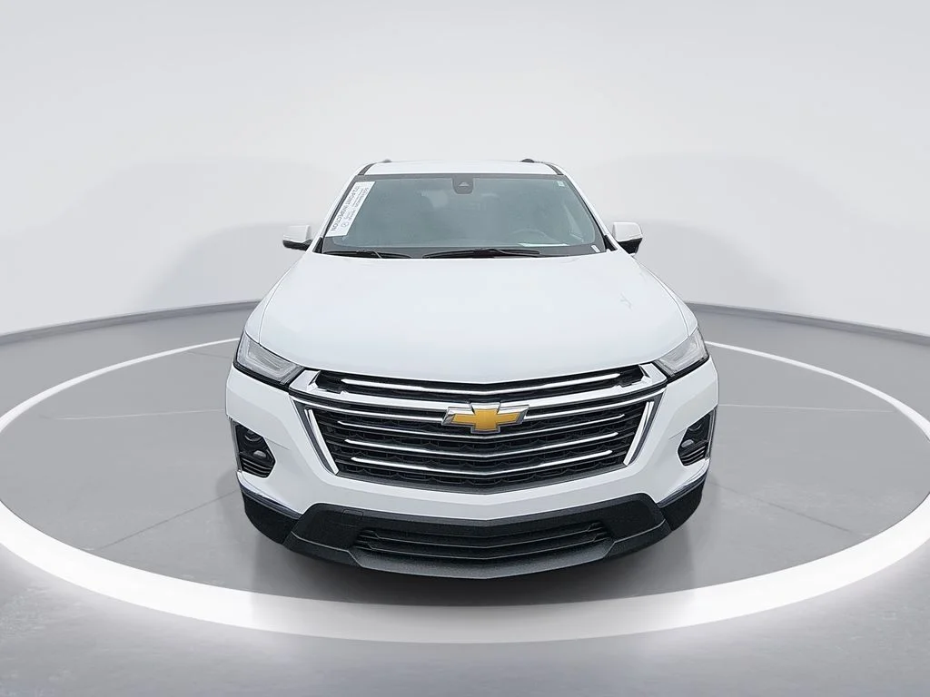 Used 2023 White Chevrolet LT image 3