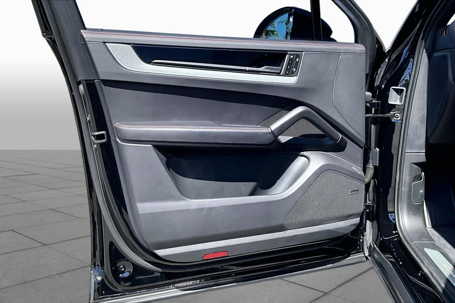 Used 2024  Porsche S image 20