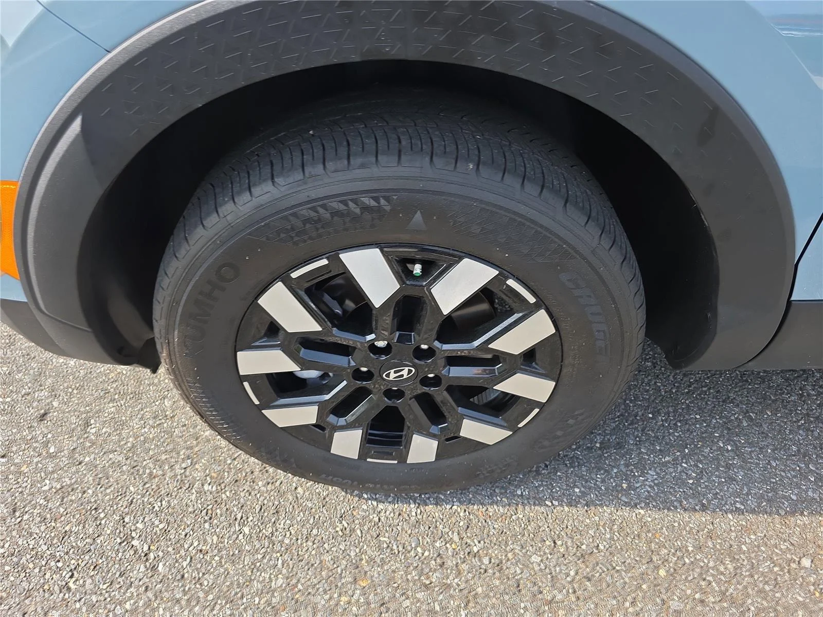 Used 2025 Blue Stone Hyundai SEL image 12
