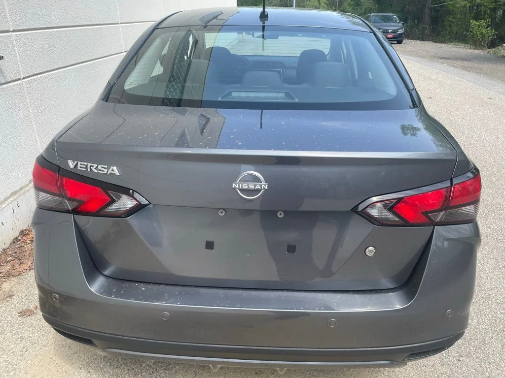Used 2023 Gun Metallic Nissan 1.6 S image 7