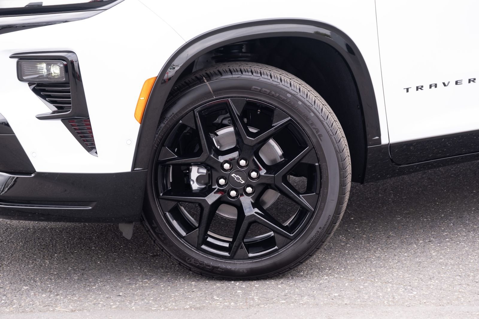 New 2026 Polar White Tricoat Chevrolet RS image 23