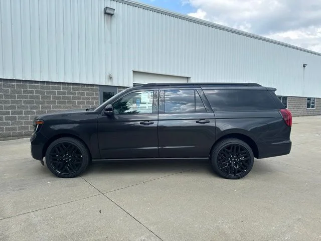 New 2027 Gray Ford Platinum image 9