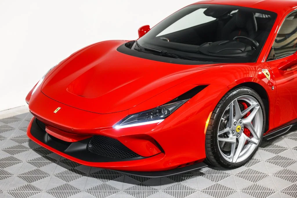 Used 2020 Red Ferrari Base image 21