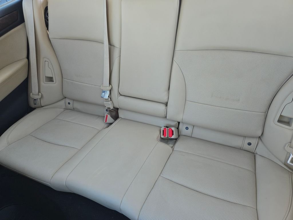 Used 2015 Gray Subaru 2.5i image 19