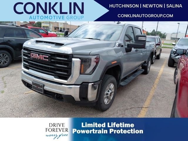 2025 GMC Sierra 4WD Crew Cab Standard Box Pro's photo