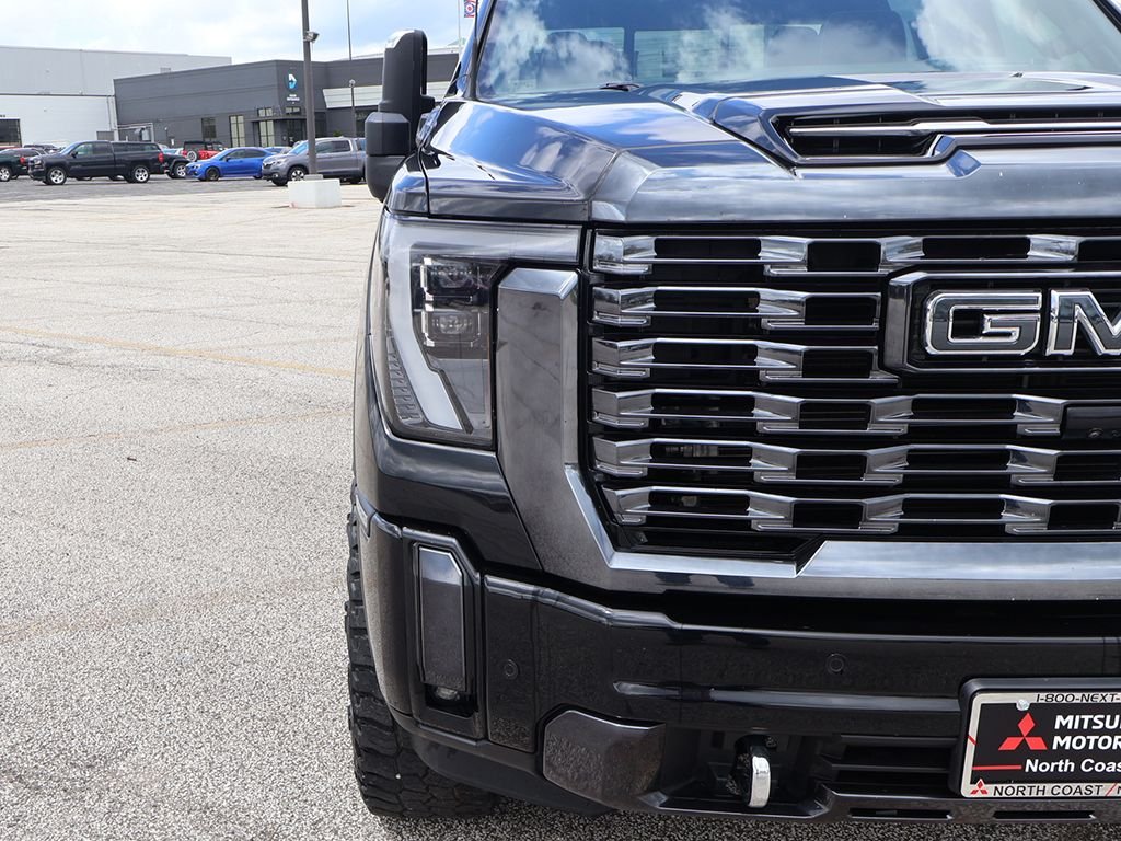 Used 2024 Black GMC Denali Ultimate image 16