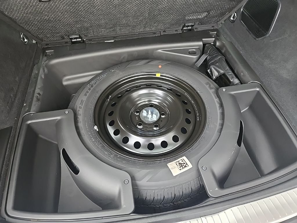 Used 2022 White Jeep Summit Reserve image 115