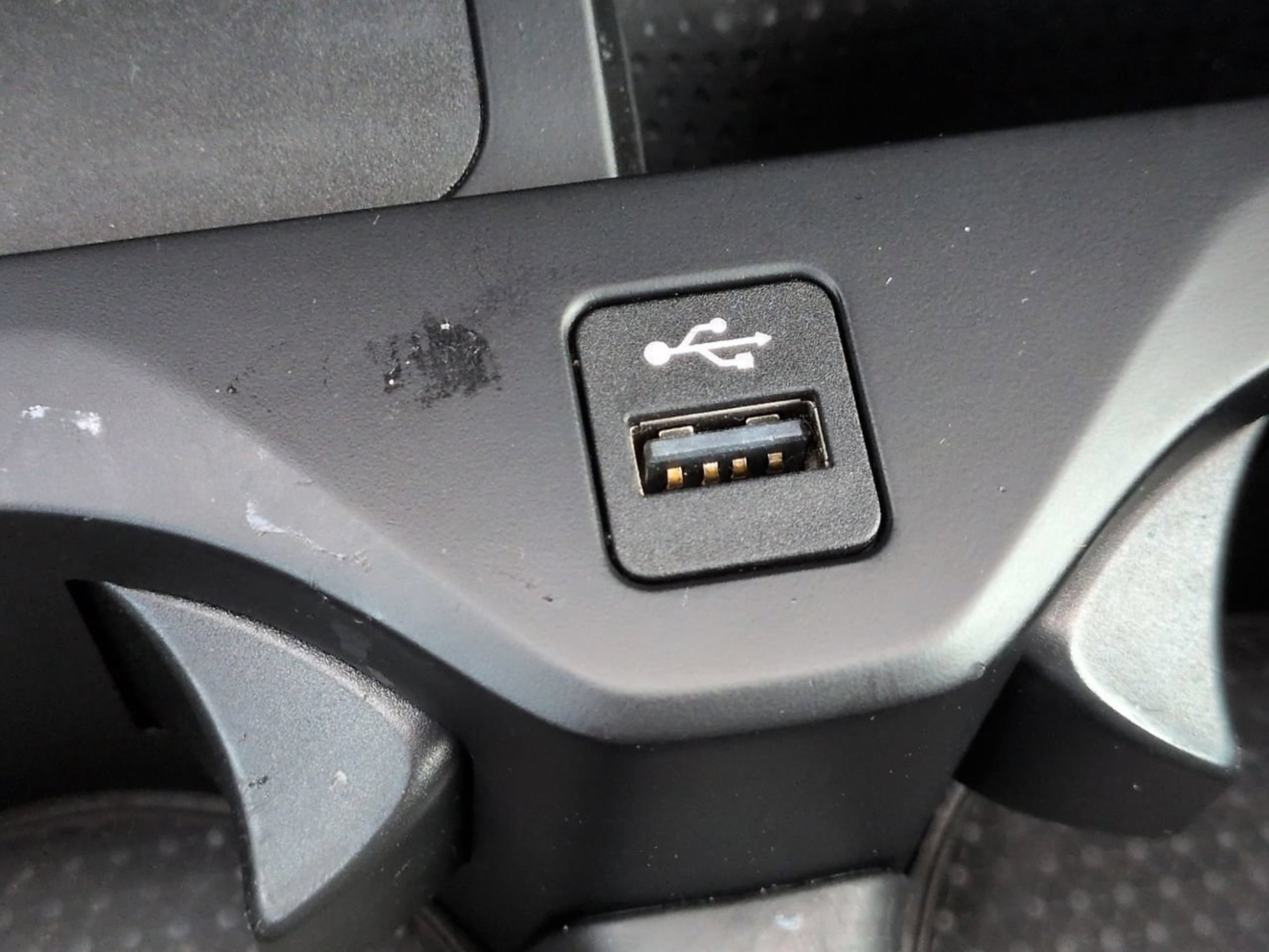 Used 2021 Phytonic Blue Metallic BMW sDrive40i image 23