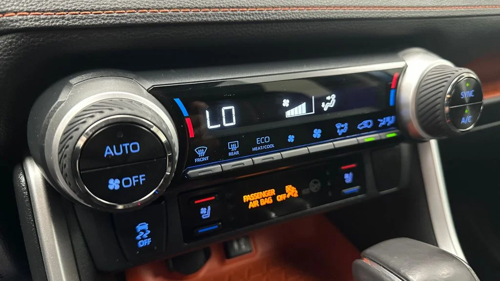 Certified Used 2019 Blue Toyota Adventure image 27