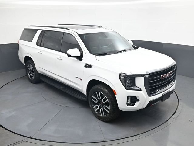 Used 2021  GMC AT4 image 25