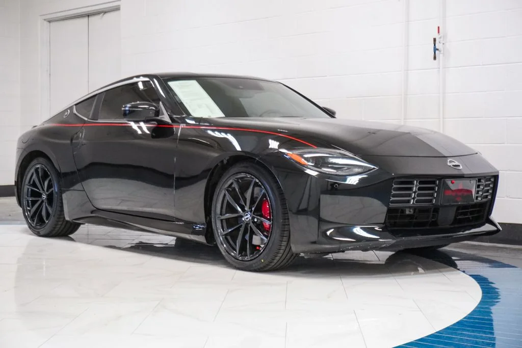 Used 2024 Black Nissan Performance image 5