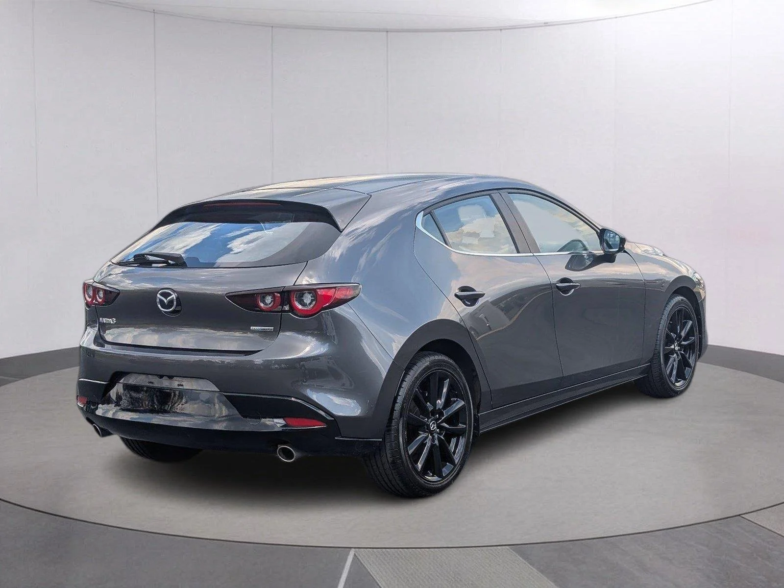 Used 2025 Machine Gray Metallic Mazda 2.5 S Select Sport image 5