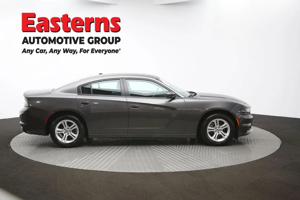 Used 2022 Gray Dodge SXT image 39