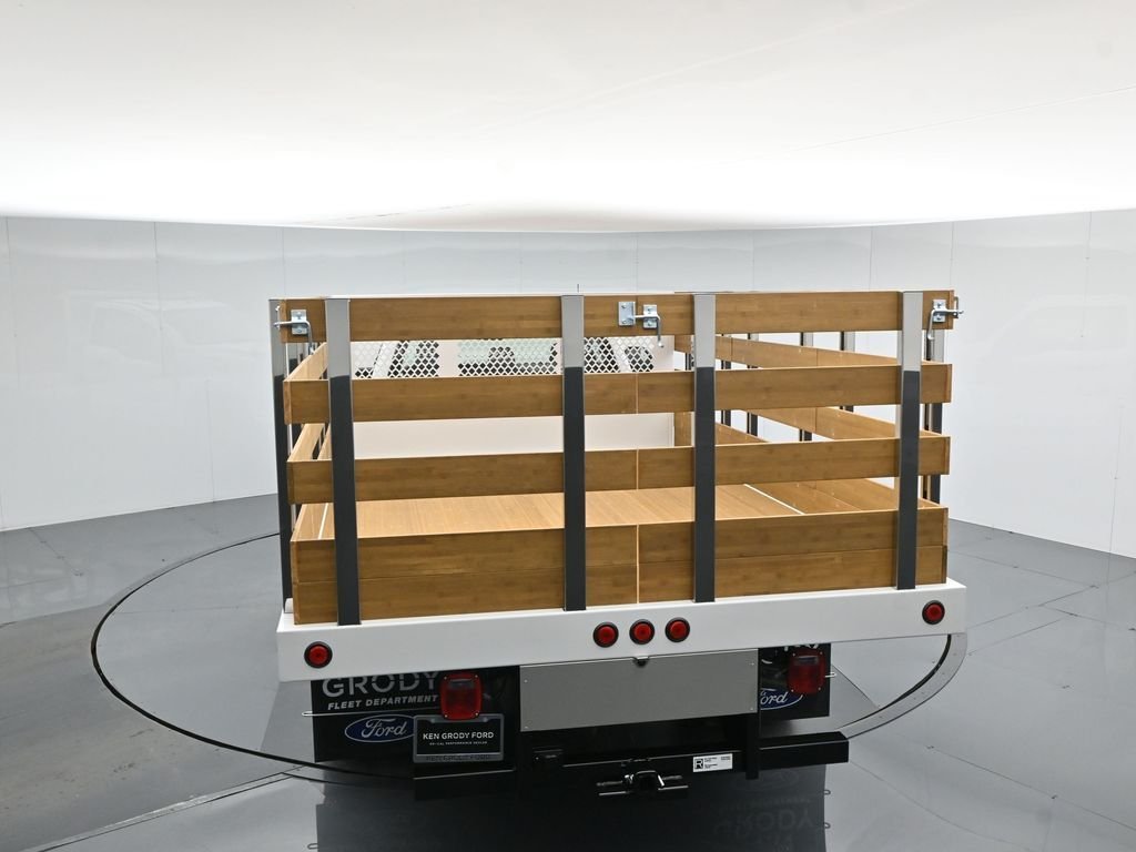 New 2026 Oxford White Ford XL image 31