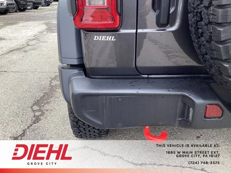 Used 2024 Gray Jeep Rubicon image 13