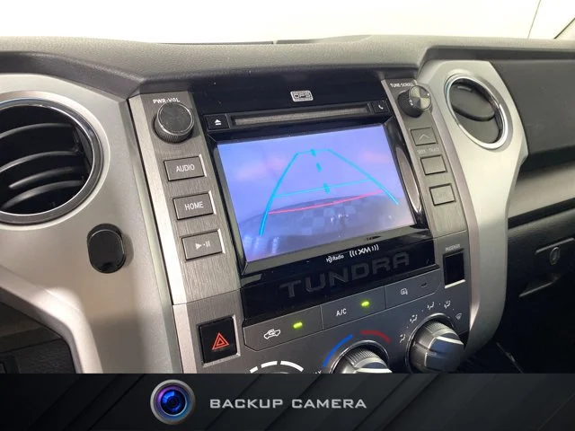 Used 2014 Red Toyota SR5 image 2