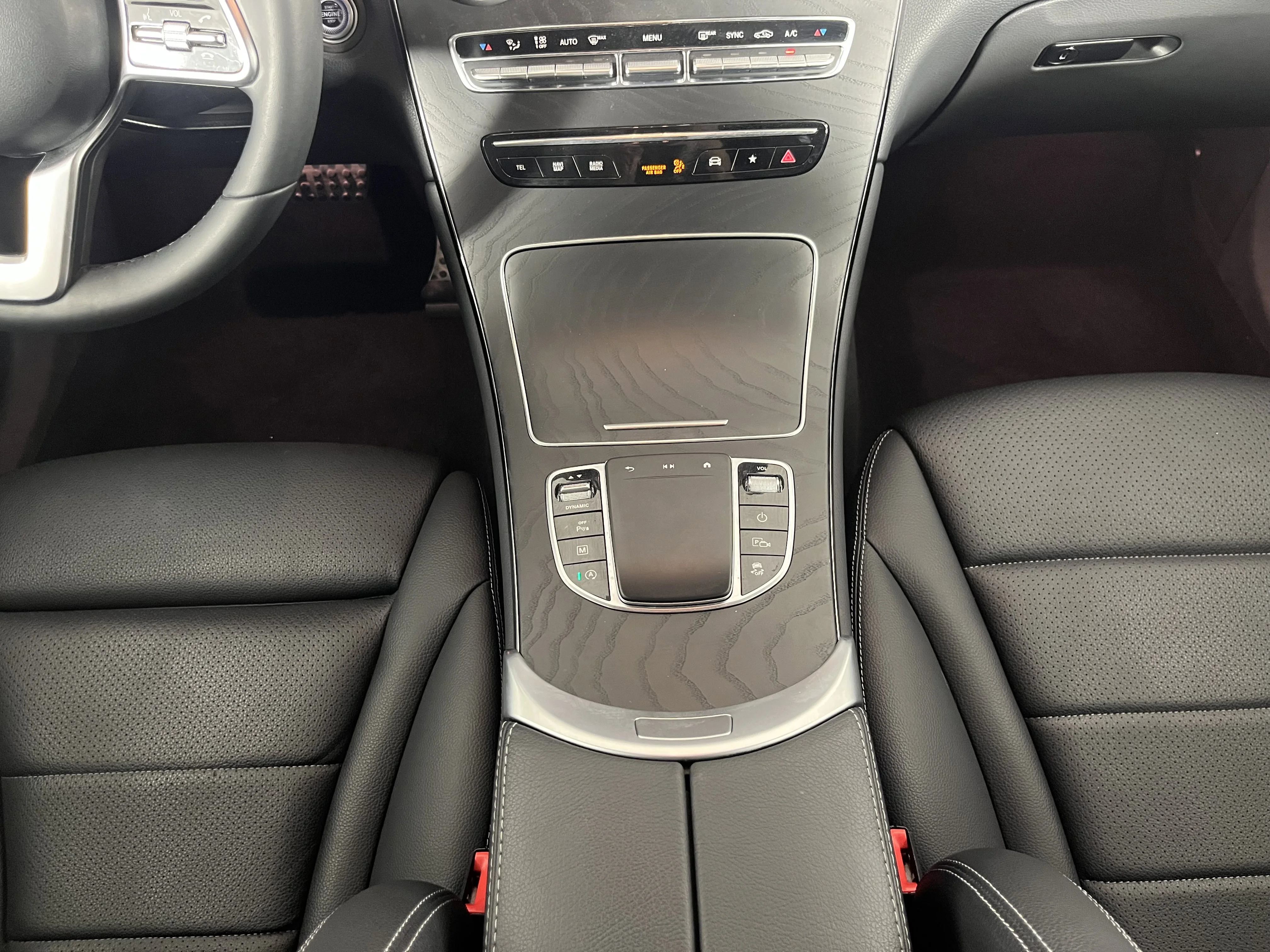 Used 2022 Black Mercedes-Benz GLC 300 image 16