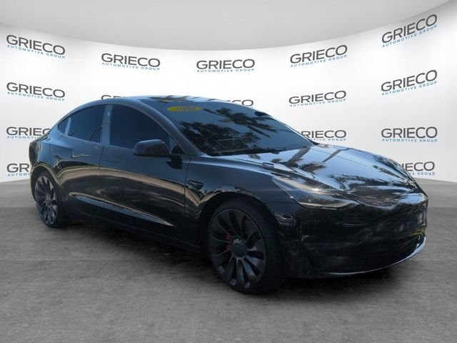 2022 Tesla Model 3 Performance Dual Motor All-Wheel Drive's photo