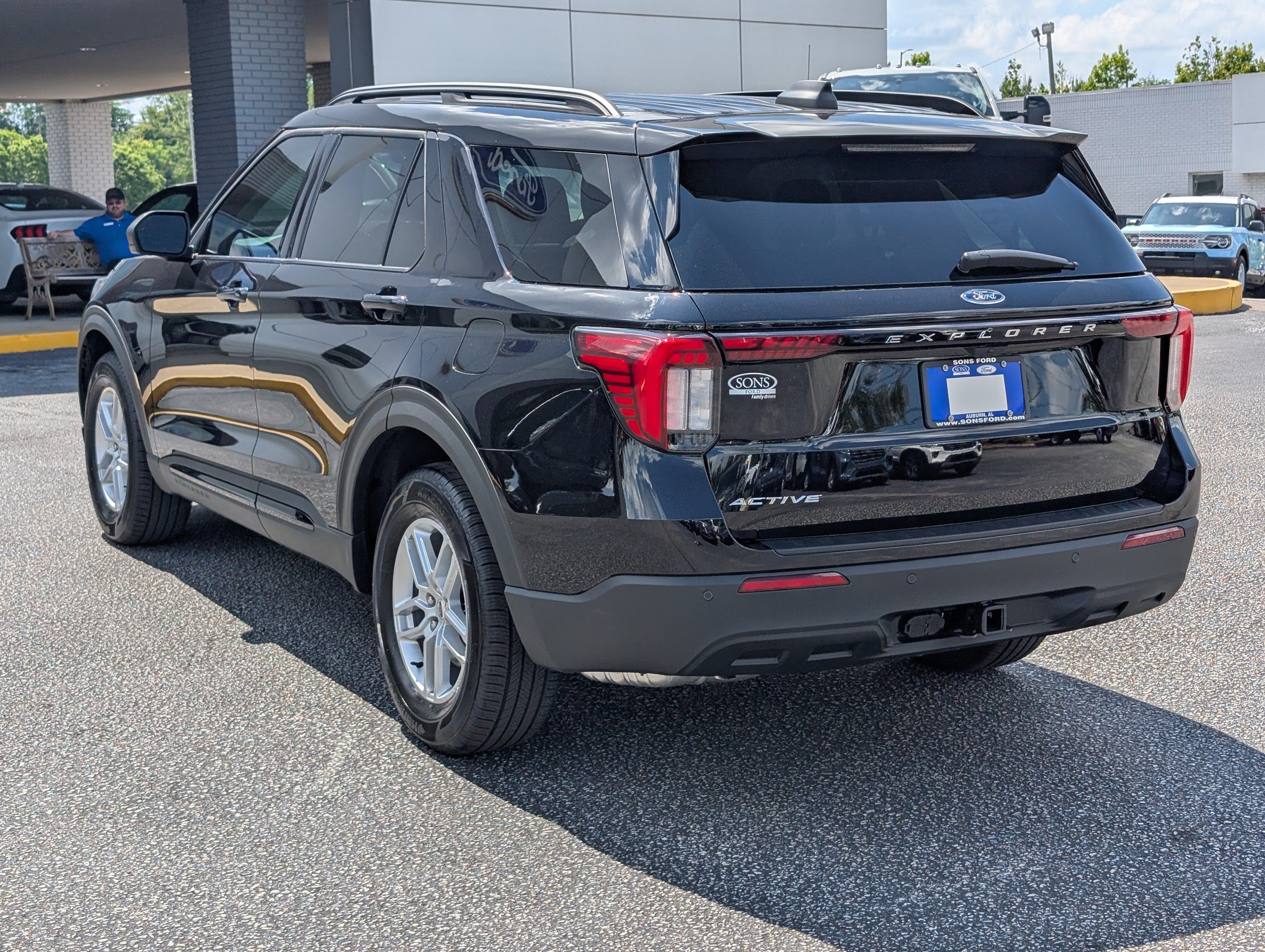 New 2026 Agate Black Metallic FORD Active image 13