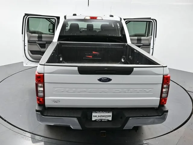Used 2020 White Ford XL image 37
