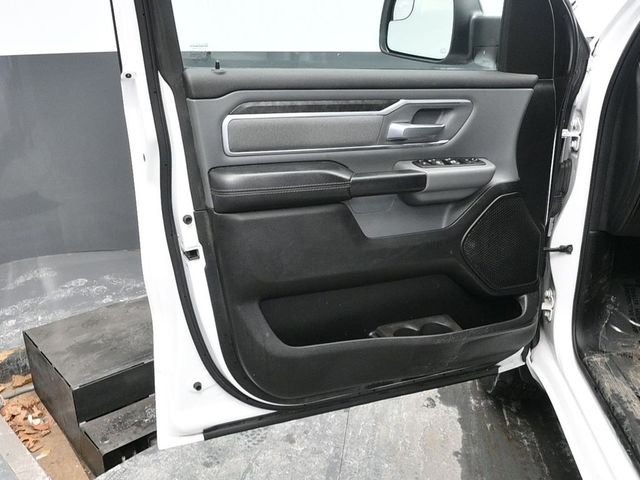 Used 2021 White Ram Big Horn/Lone Star image 16