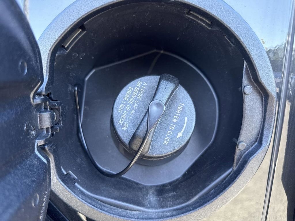 2025 Jeep Wrangler 4-Door Sahara - Photo 31