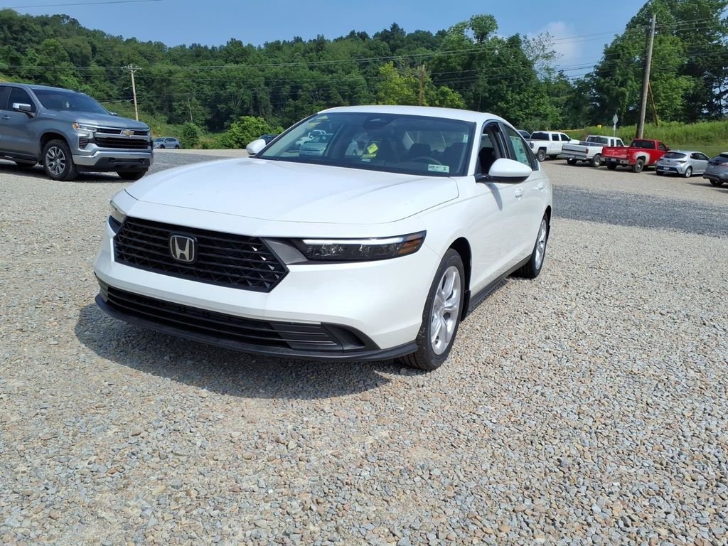 Used 2026 White Honda LX image 1