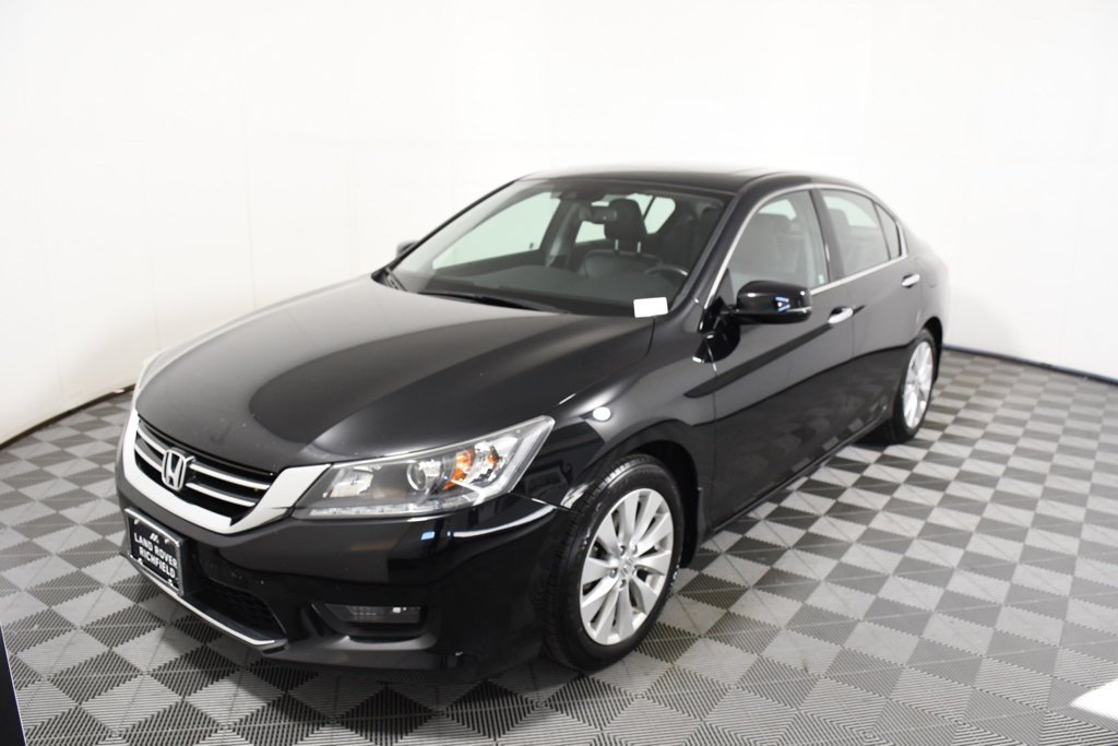 Used 2015 Crystal Black Pearl Honda EX-L image 1