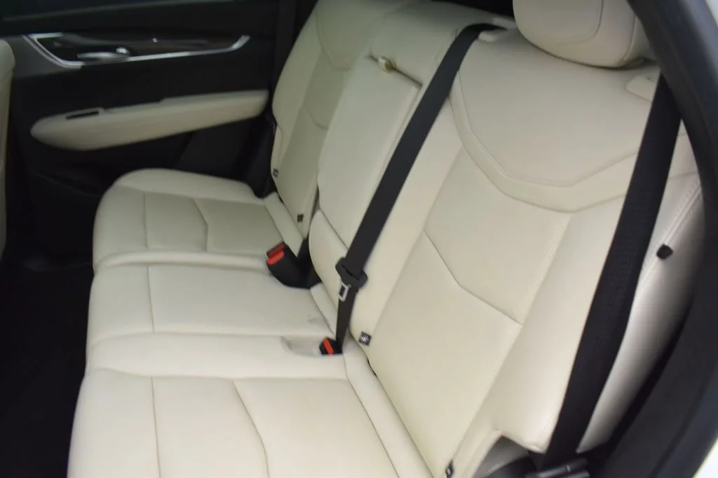 Certified Used 2023 Crystal White Tricoat Cadillac Sport image 27