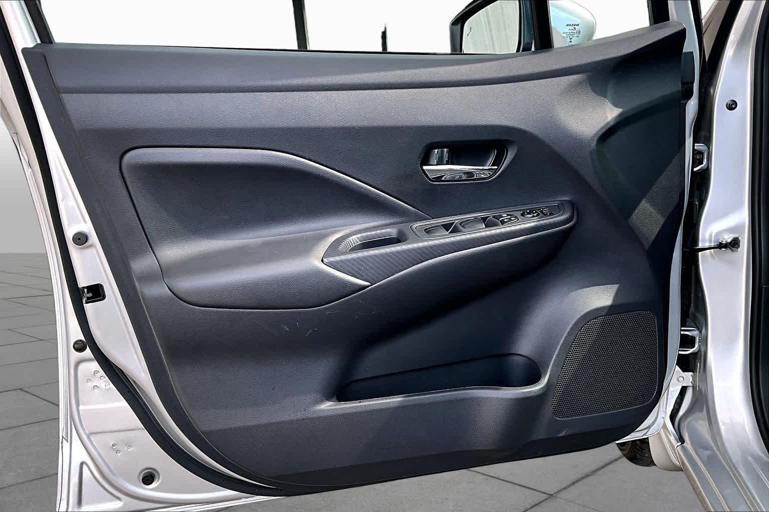 2025 Nissan Versa Sedan SV - Photo 21