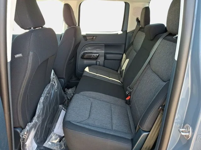 New 2026 Azure Gray Metallic Tri-Coat Ford XLT image 7