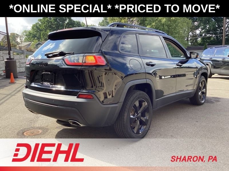 Used 2020 Black Jeep Latitude Plus image 8